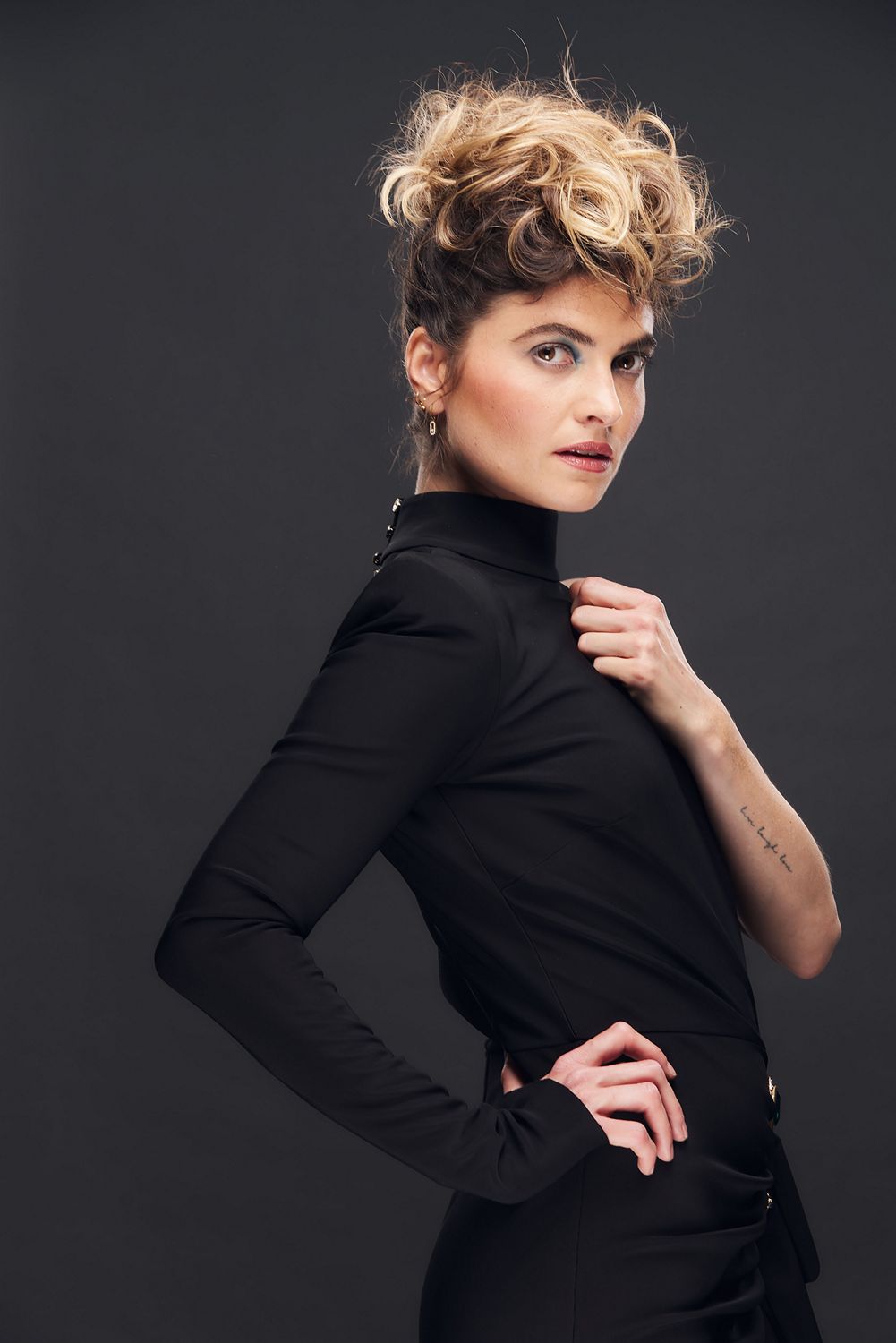 Marie et son look rock glamour